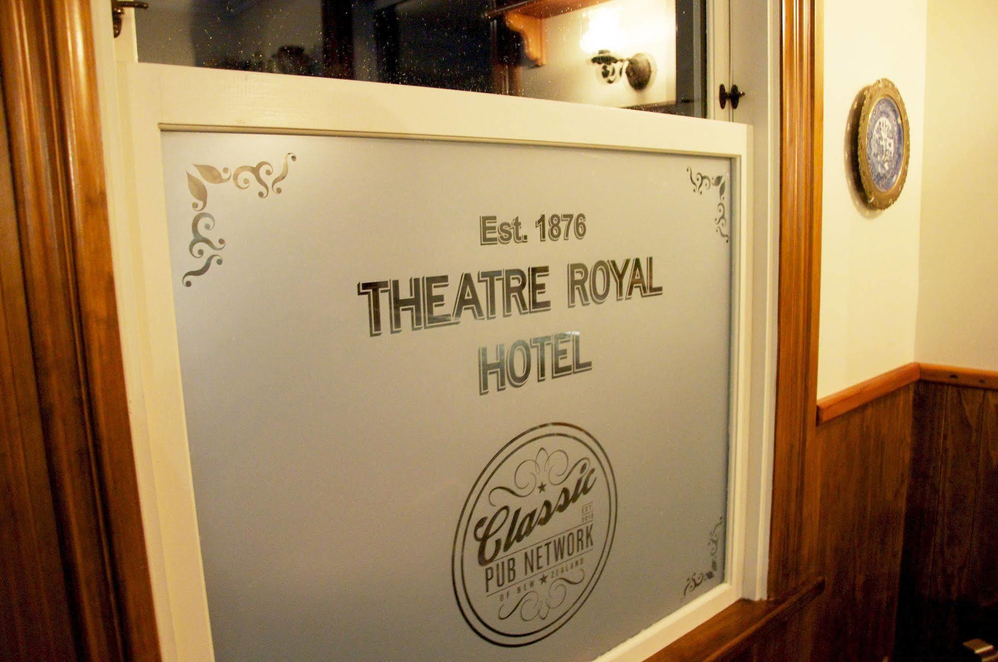 Theatre Royal Hotel Kumara Buitenkant foto